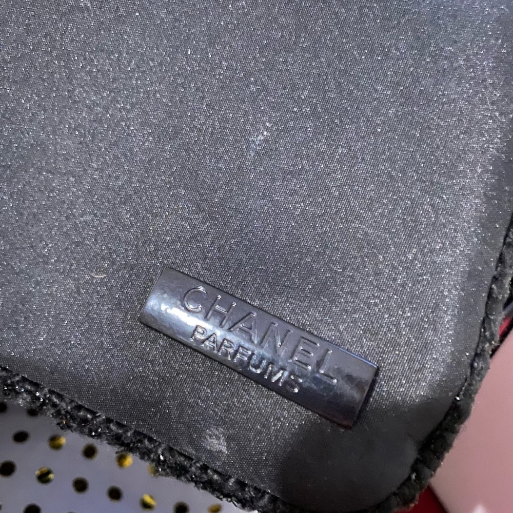 Chanel - Picture 5 of 12